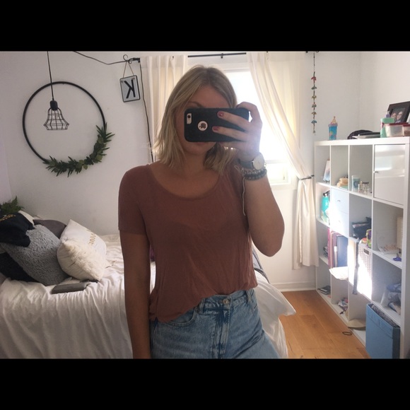 American eagle open back t shirt - Picture 1 of 2